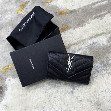 กระเป๋าบัตร ysl|กระเป๋าสตางค์ Yves Saint Laurent ราคา .